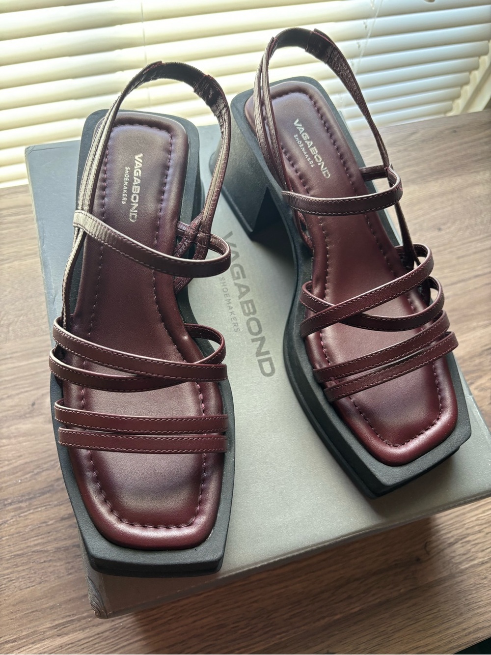 Vagabond Burgundy Multi-Strap Block Heel Sandals